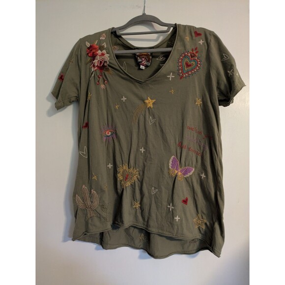 Johnny Was Top Shirt Embroidery Monroe Everyday Tee Moss Green Small - Picture 4 of 8